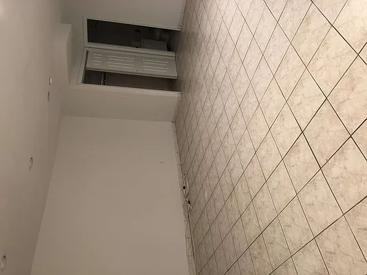 Rented by 18 REALTY | media 19
