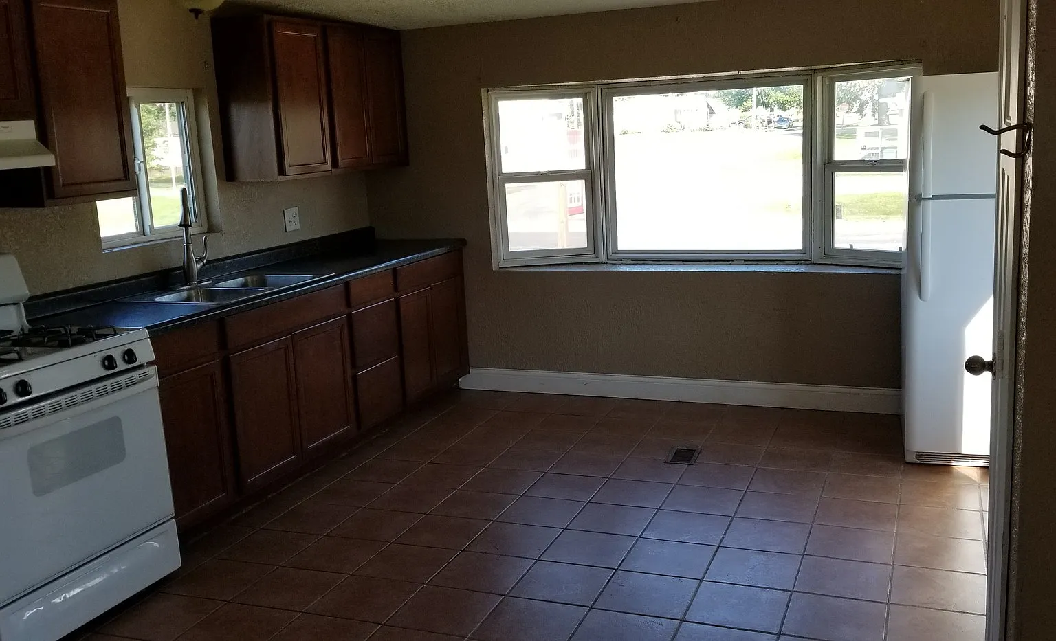 315 B N Todds Ferry Rd. — Photo 1