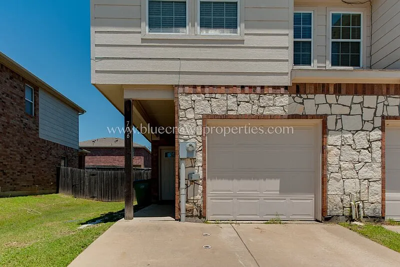 3 bed, 2.5 bath, 1437 sqft, $1,475 — Photo 4