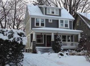 2196 Briarwood Rd, Cleveland Heights, OH