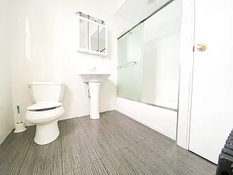 Rented by RealTegrity NY LLC