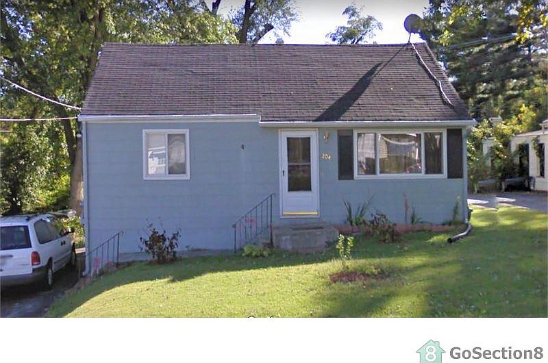 1st image of 204 Reasor Dr