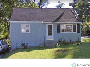 204 Reasor Dr, Saint Louis, MO 63135