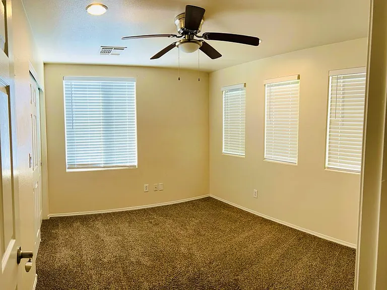 7452 Clarita Cavern St — Photo 9