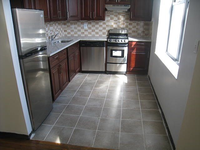1st image of 2334 28th Ave #4E