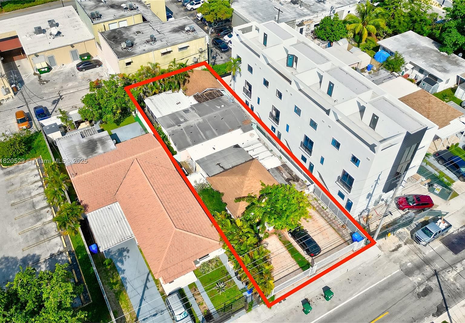 AYHB♡F 3355 SW 22nd Ter, Miami, FL 33145 | MLS #A11820529 | Zillow