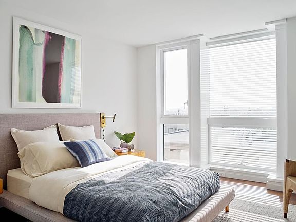 4th image of 555 Fulton St #229