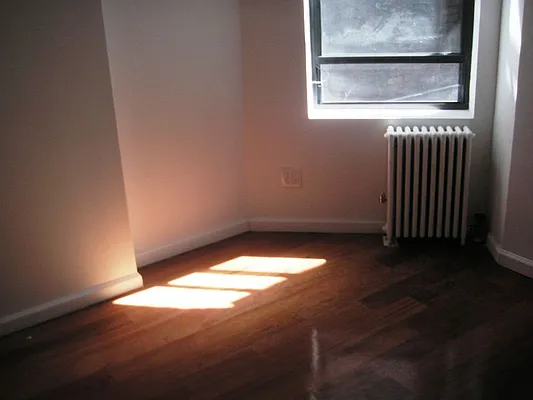 Rented by Sky Management | media 30