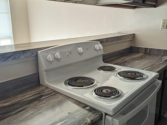 4th image of 2127 Audubon Ave APT 83