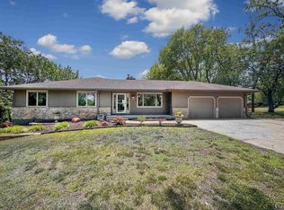 6301 SE Croco Rd, Berryton, KS 66409