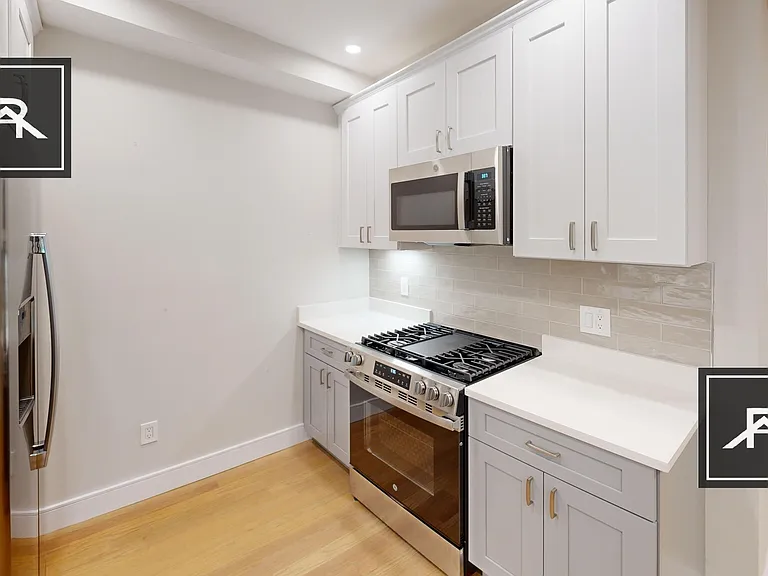 232 Tremont St #2 — Photo 12