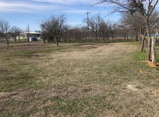 505 E Dempsey St, Bryson, TX 76427