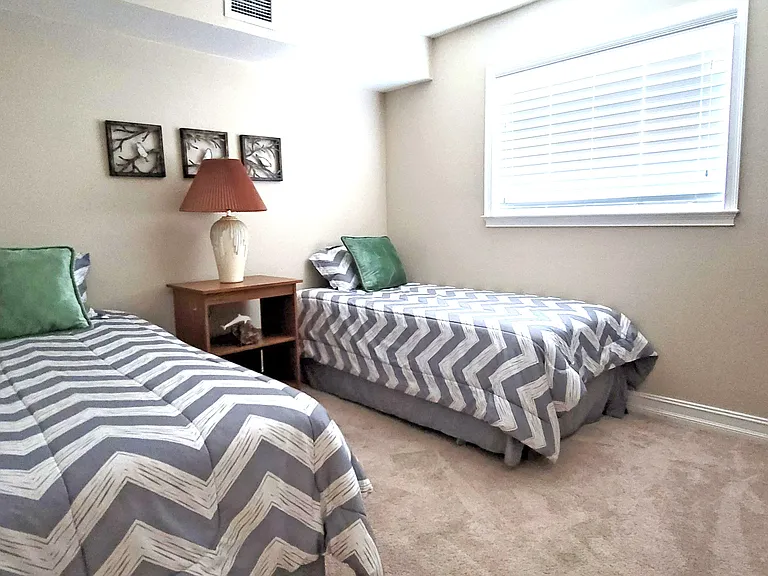2525 W Bay Dr #B24 — Photo 9