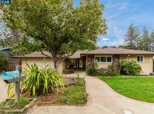 1116 Sanders Dr, Moraga, CA 94556