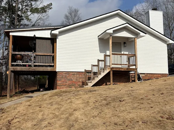 6 Oakmount Dr, Newnan, GA 30263