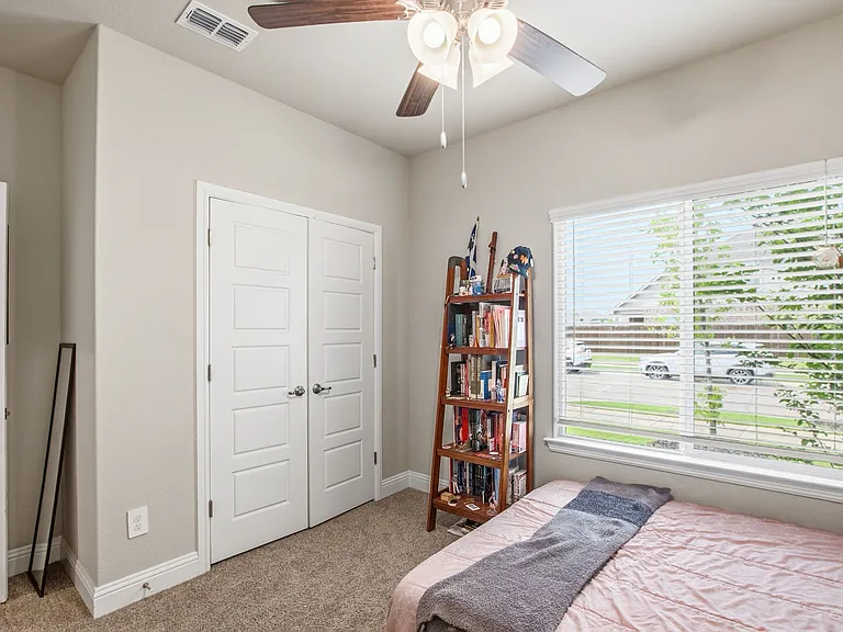 1501 Woodpecker St — Photo 12