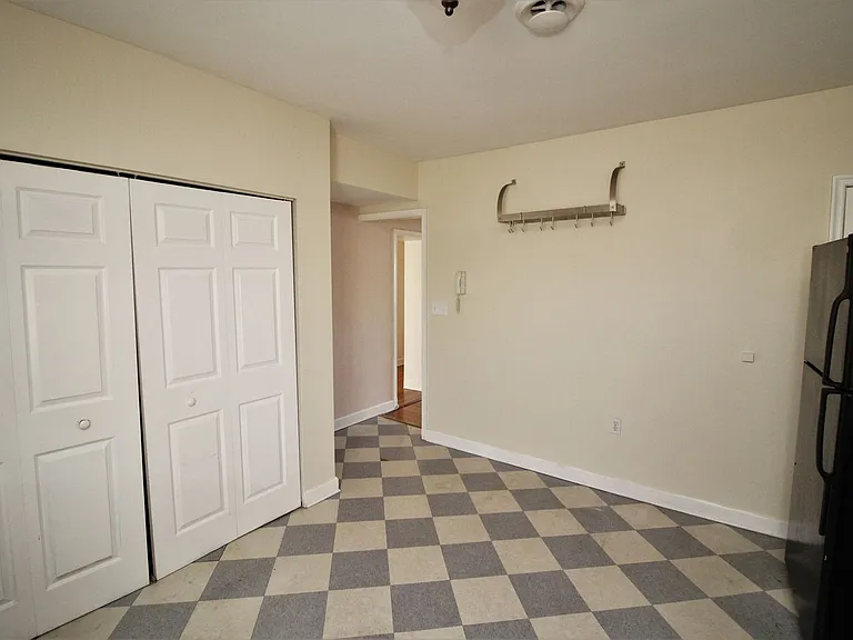 2501 Maryland Ave — Photo 12