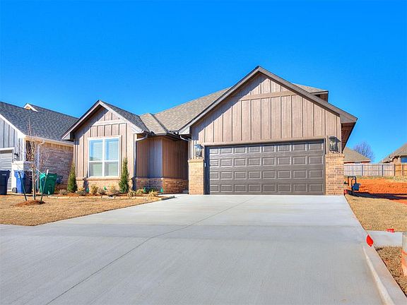 3rd image of 16225 Whistle Creek Blvd