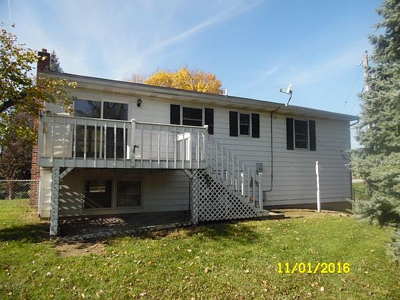 4th image of 1050 Saint Marys Ave