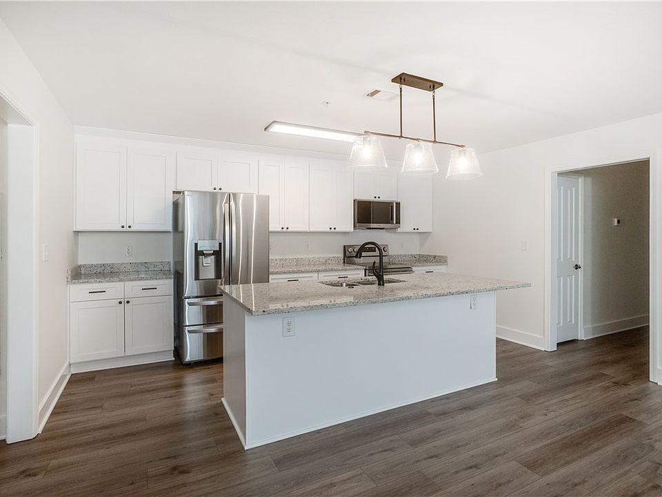 1st image of 203 Kelly Rd APT 712