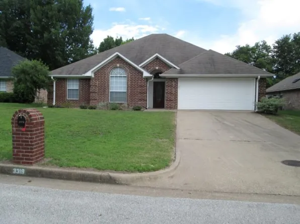 3319 Omega Dr, Tyler, TX 75701