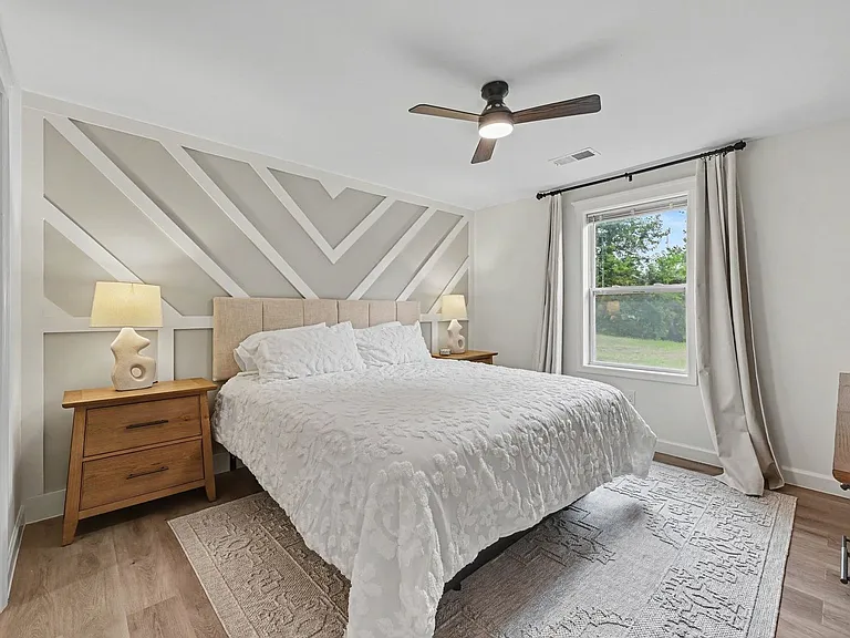 2064 Thimble Creek Dr — Photo 11