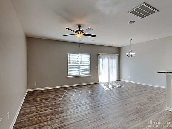 3rd image of 409 Eastfair Dr