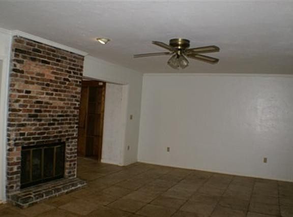 3rd image of 2949 Shamrock St S #17-C
