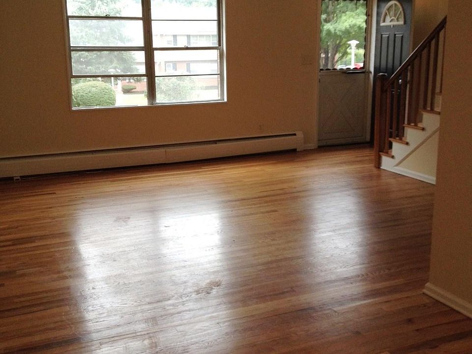 1st image of 19 Goslee Dr #45