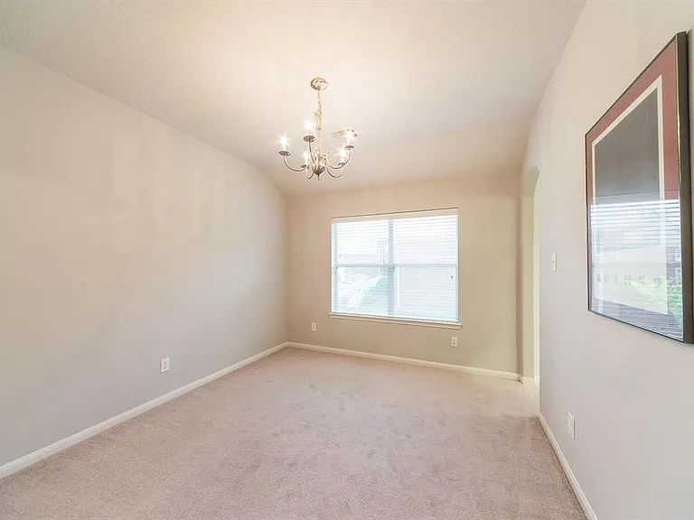 9934 Barr Lake Dr — Photo 5
