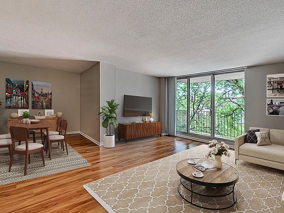 3rd image of 2200 S Grace St #6-305