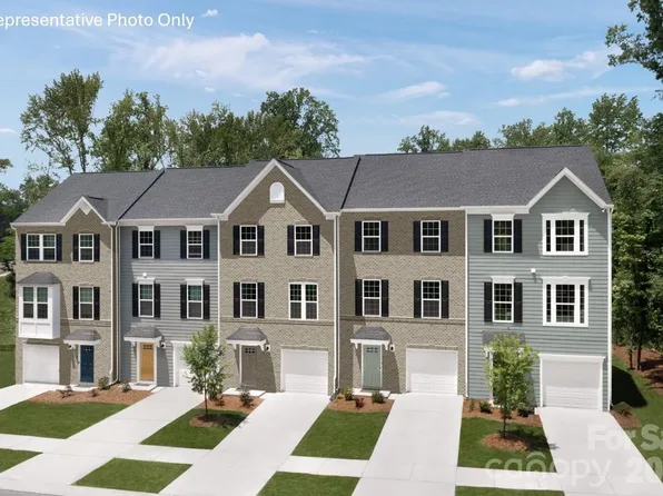 7345 Marino Ct, Charlotte, NC 28212