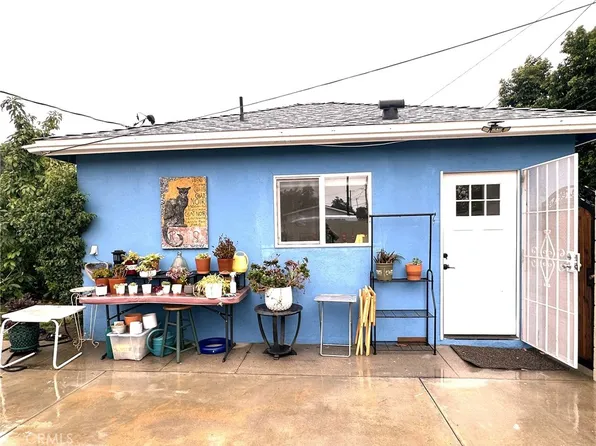20446 Lanark St, Winnetka, CA 91306