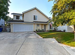 7469 N Price Ave, Fresno, CA