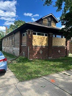 3rd image of 8031 S Euclid Ave