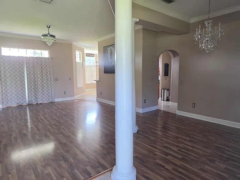 189 SW Pheasant Way — Photo 3
