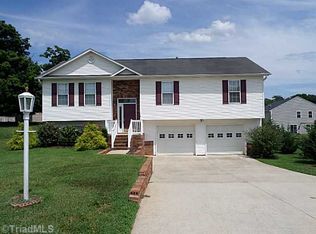 105 Sedge Meadow Dr, Winston Salem, NC 27107