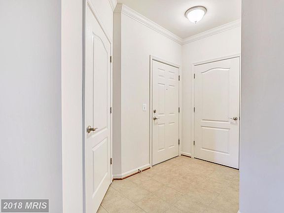 4th image of 8611 Wintergreen Ct Unit 203
