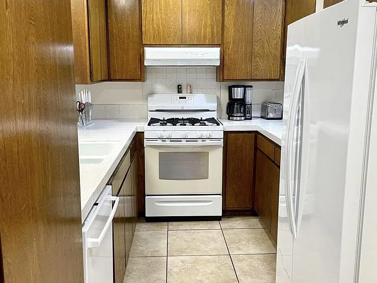 714 S La Luna Ave #A — Photo 5