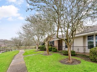 2517 Berrybrook Dr, Baton Rouge, LA 70816