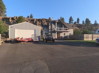 19108 W Bunker Rd, Cheney, WA 99004