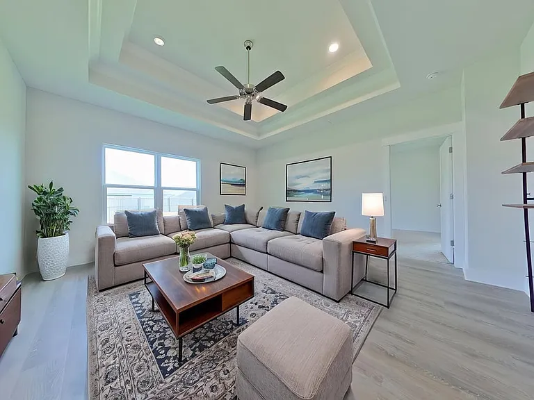 6178 Jenks Dr — Photo 4