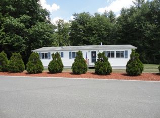 32 Chase Rd, Londonderry, NH 03053