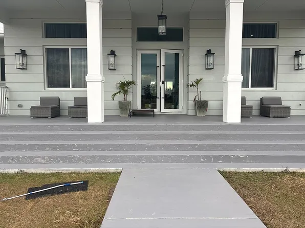 1071 S Header Canal Rd, Fort Pierce, FL 34945