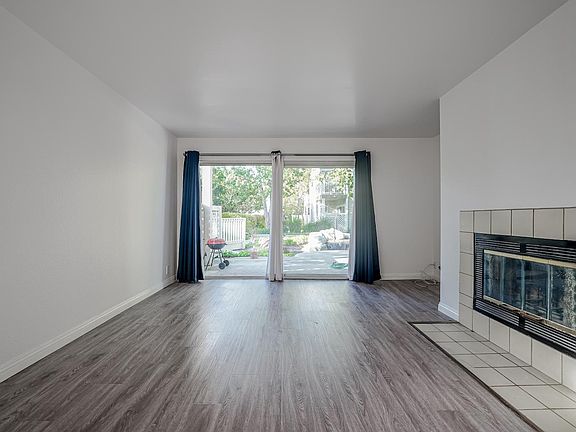 4th image of 22228 S Vermont Ave Unit 101