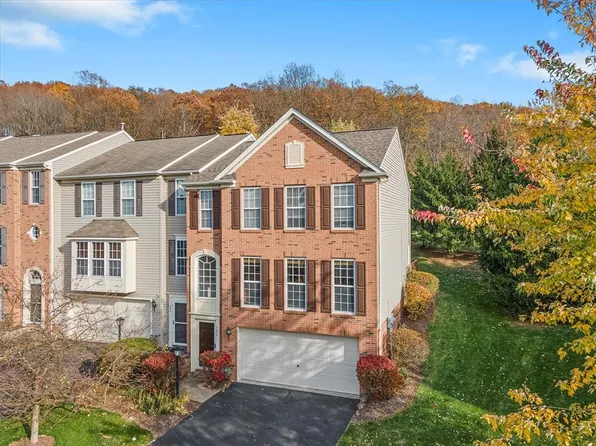 700 Bush Dr, Mars, PA 16046