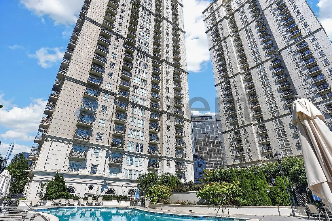 2 bed, 1146 sqft, $2,725 — Photo 2