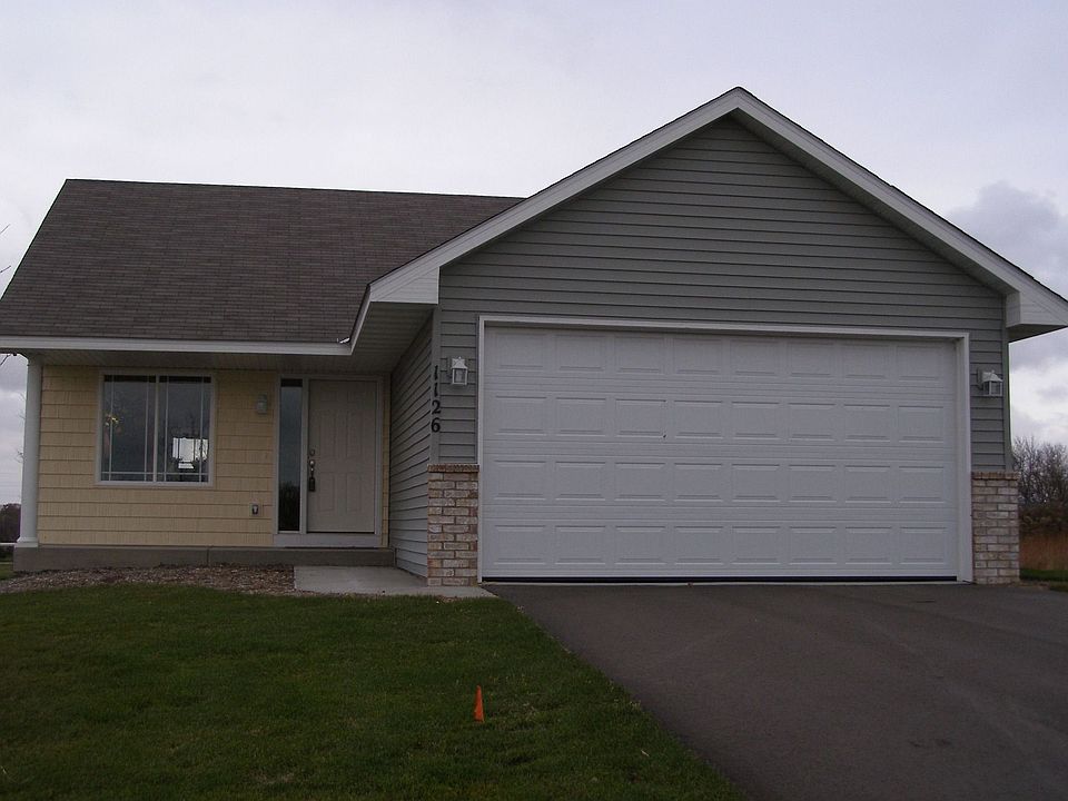 1126 North Ridge Drive
