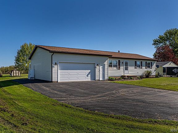 2nd image of 3889 Slusaric Rd