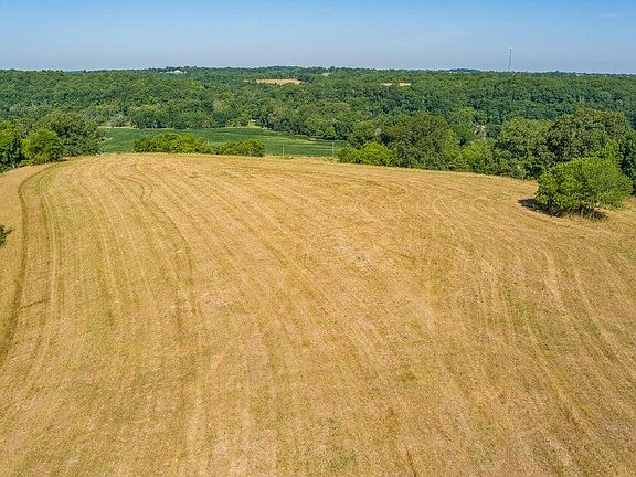 5th image of 2097 W Big Bend Road